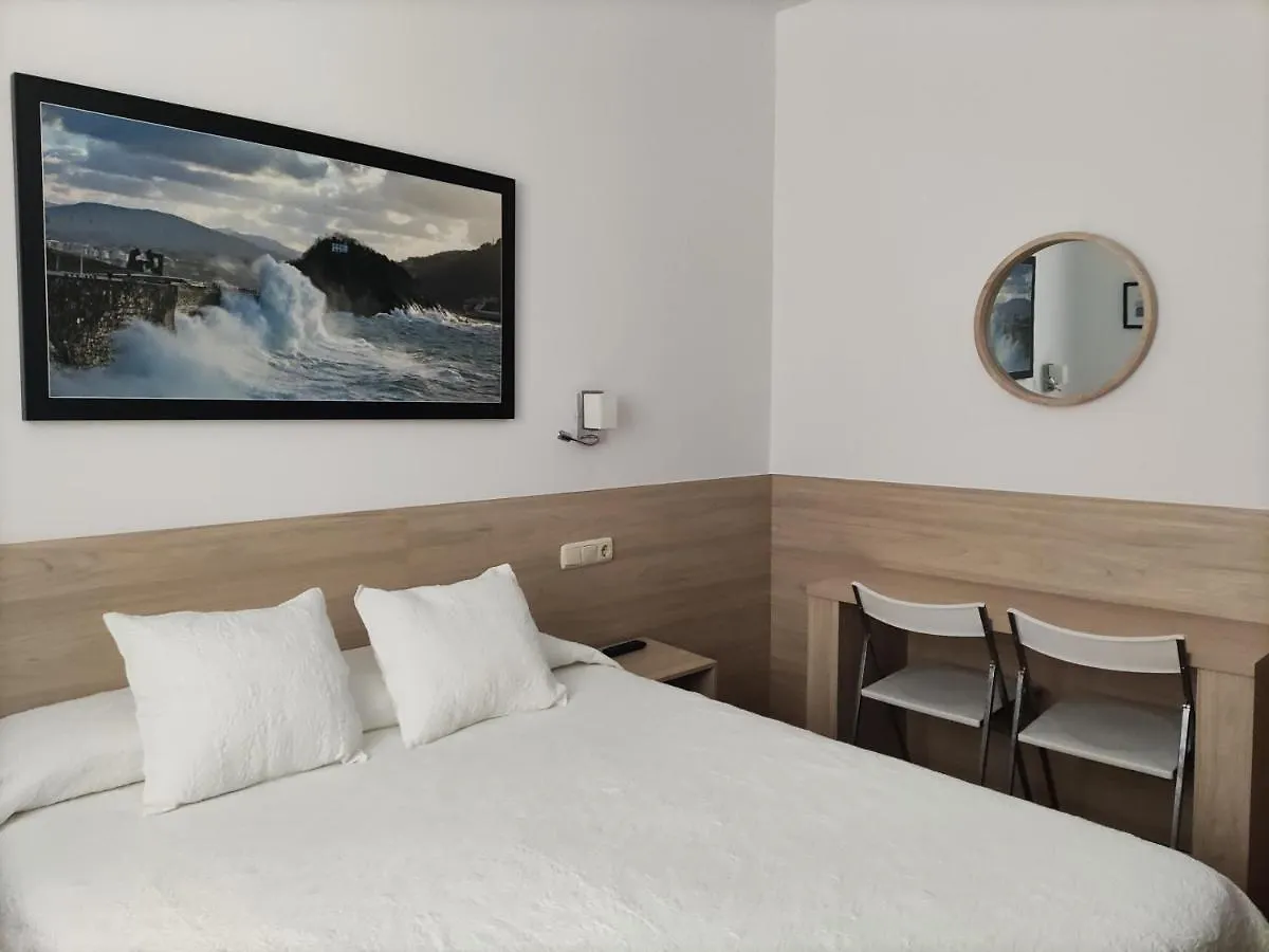 *** Konukevi Pension Atxiki San Sebastián İspanya
