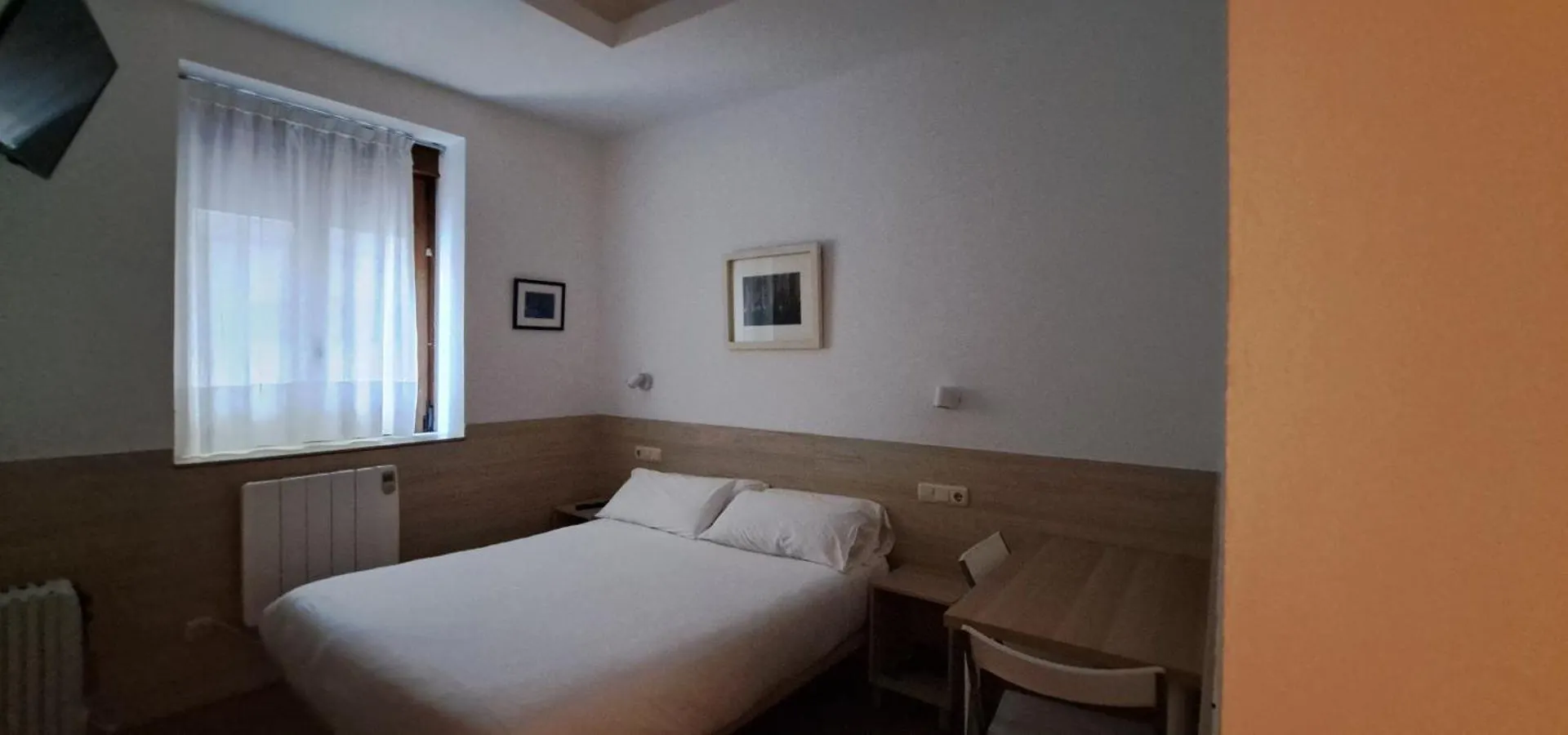 Pension Atxiki San Sebastián 3*,